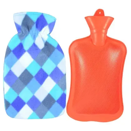 Bolsa para Água Quente Cor Vermelha 2L Montserrat com Capa Macia de Segurança