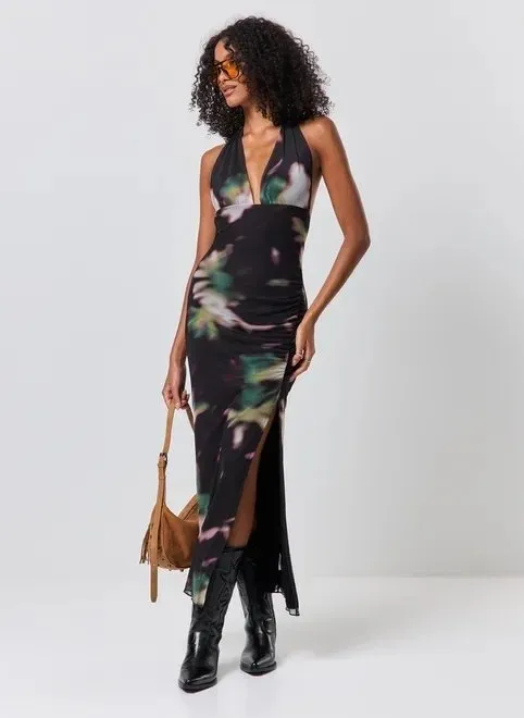 vestido frente única tule estampa manchada