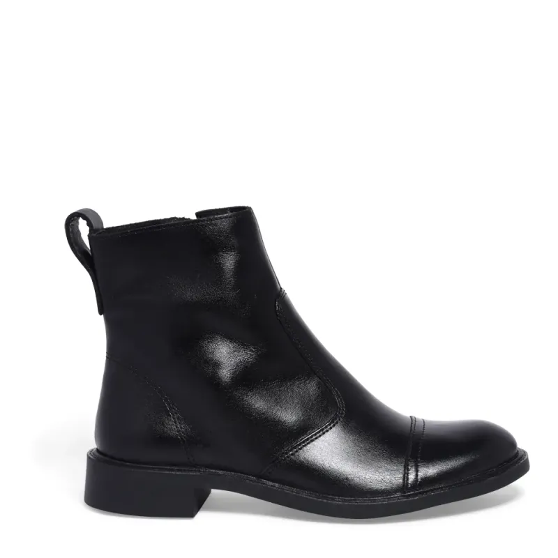 Bota Couro Cano Curto Preta Salto Baixo