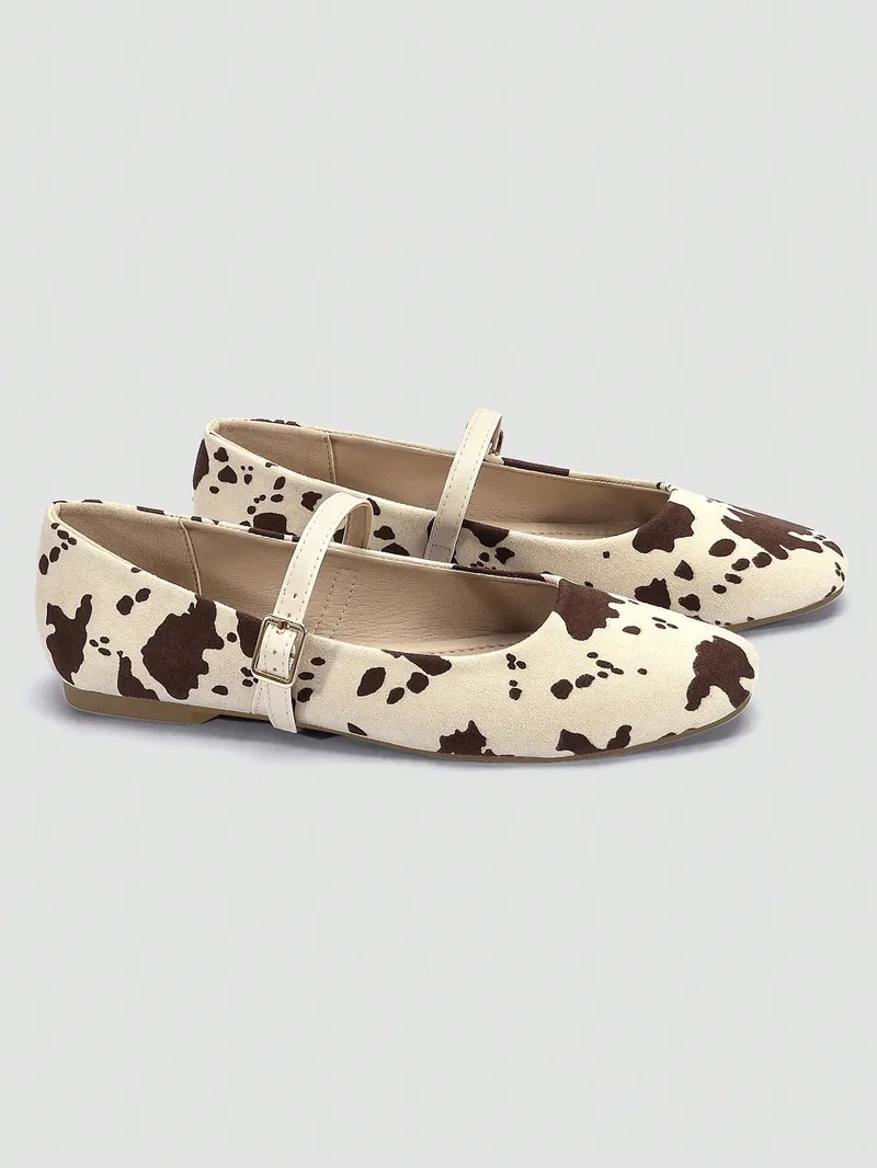 Sapatos Mary Jane com Estampa de Vaca ADAMUMU, Estilo Retrô Fofo, Fivela de Metal, Estampa de Vaca, Plano Confortável, Sapatos Casuais de Transporte Fofo para Mulheres