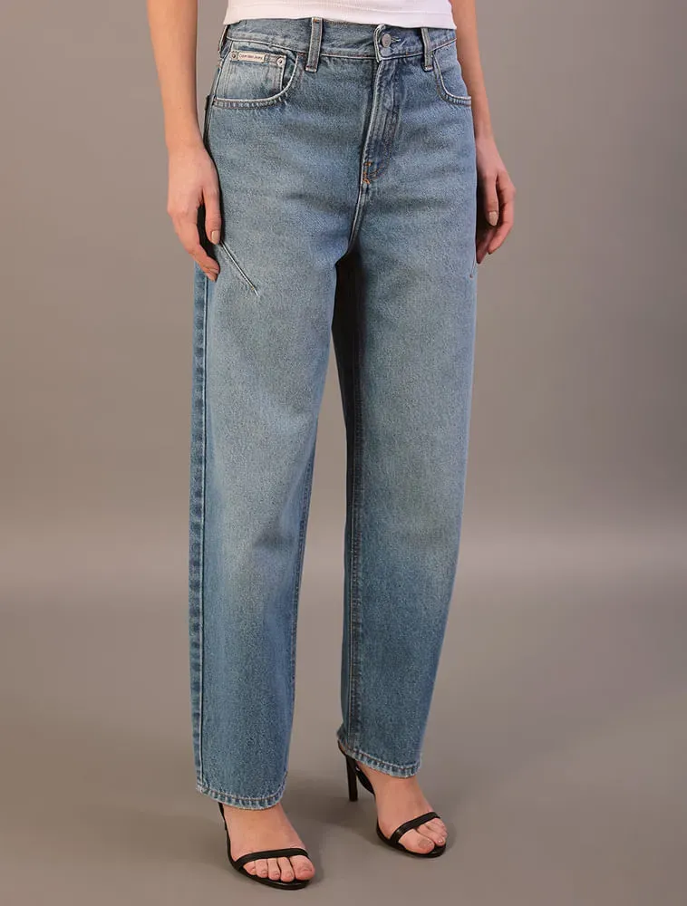 Calça Jeans Feminina Barrel 5 Pockets Com Pence Azul Médio
