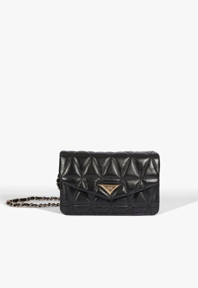 Bolsa Média Tiracolo  Matelassê Couro Preta