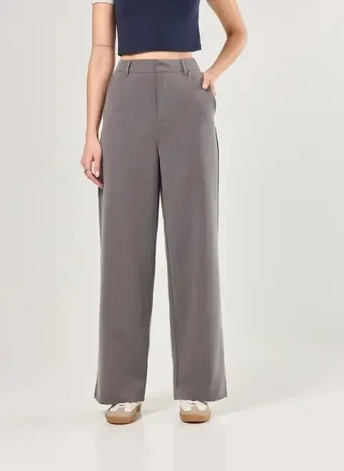 calça reta alfaiataria