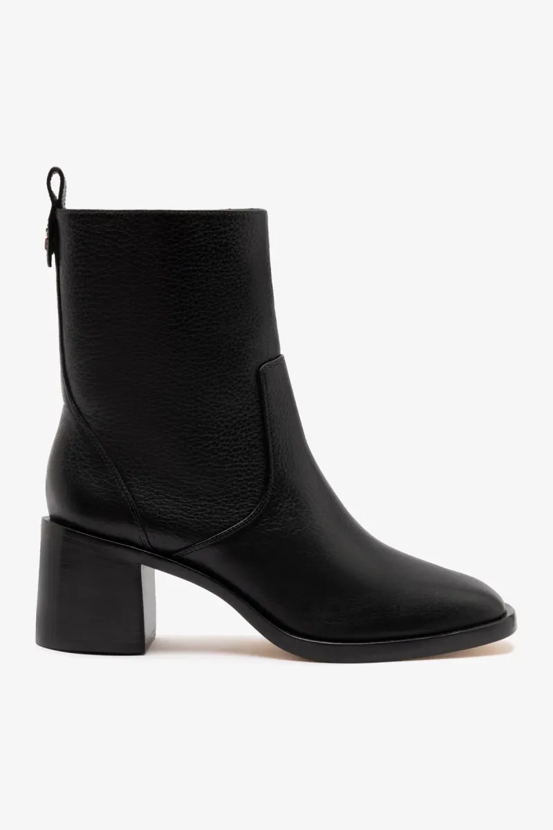 Bota Ricky Mini Couro Preto